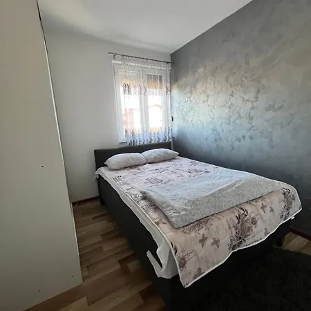 Stan Na Dan -centar-